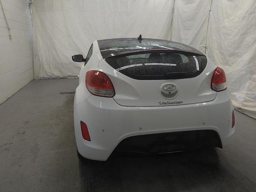 2016 Hyundai Veloster Base