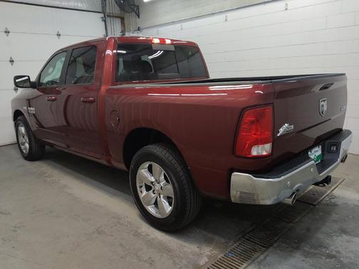 Delmonico Red Pearlcoat 2019 RAM 1500 Big Horn