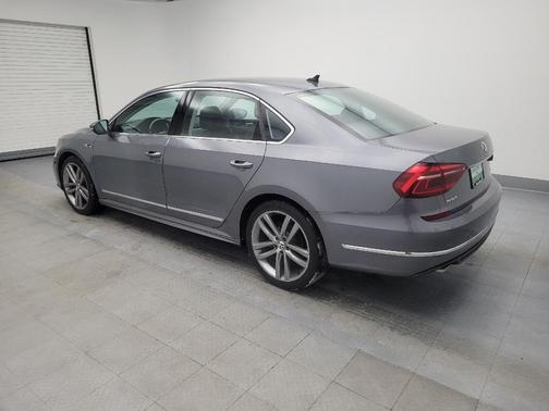 2017 Volkswagen Passat 1.8T R-Line w/Comfort