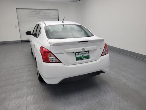 Fresh Powder 2019 Nissan Versa 1.6 SV