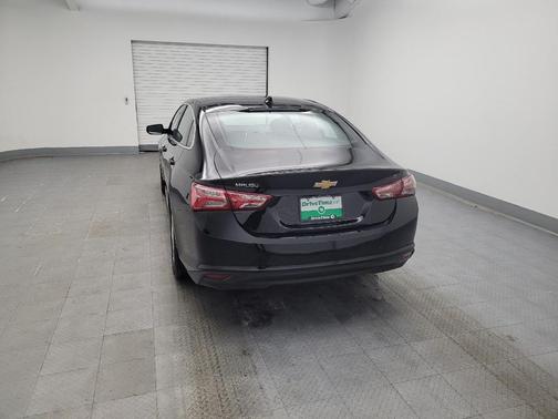 2021 Chevrolet Malibu FWD LT