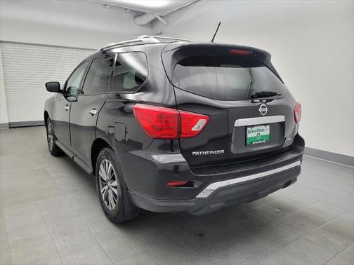 2018 Nissan Pathfinder S