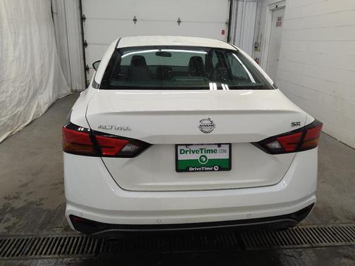 2022 Nissan Altima SR FWD