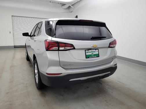 Silver Ice Metallic 2022 Chevrolet Equinox 1LT