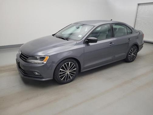 Platinum Gray Metallic 2016 Volkswagen Jetta 1.8T Sport