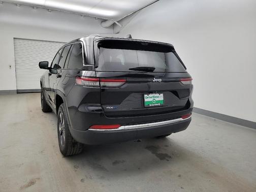 Diamond Black Crystal Pearlcoat 2022 Jeep Grand Cherokee 4xe Base