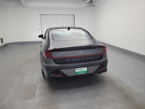 2022 Hyundai SONATA SEL