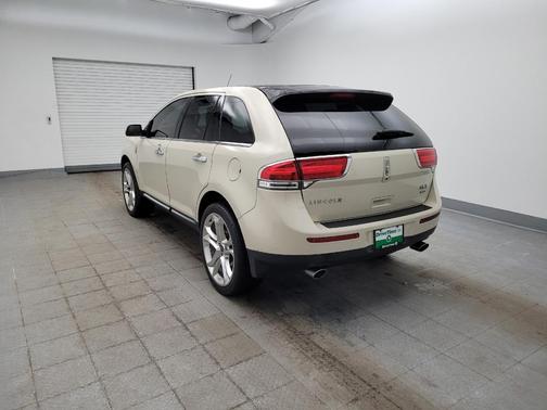 2014 Lincoln MKX Base