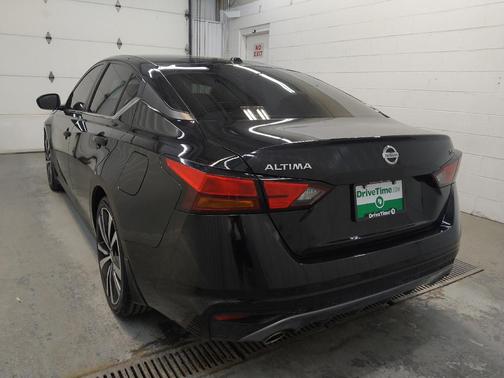 Super Black 2019 Nissan Altima 2.5 SR