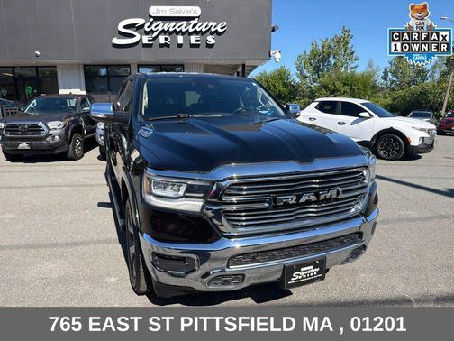 Diamond Black Crystal Pearlcoat 2021 RAM 1500 Laramie