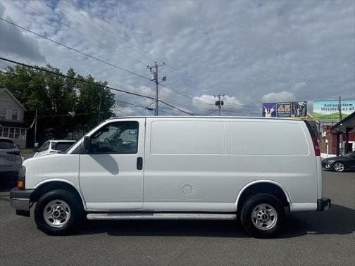 2023 GMC Savana 2500 Work Van