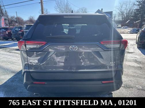 2019 Toyota RAV4 XLE