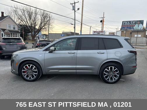 Argent Silver Metallic 2024 Cadillac XT6 Sport AWD
