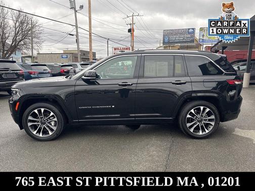 2022 Jeep Grand Cherokee Overland