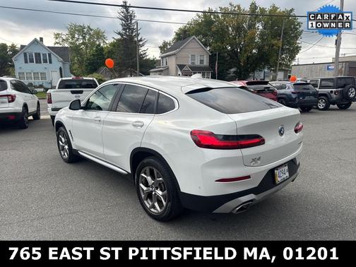 2023 BMW X4 xDrive30i