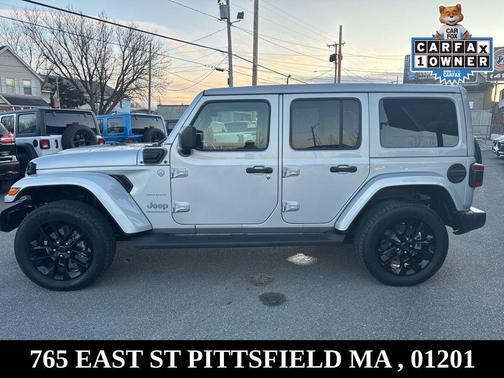 2024 Jeep Wrangler 4xe Sahara