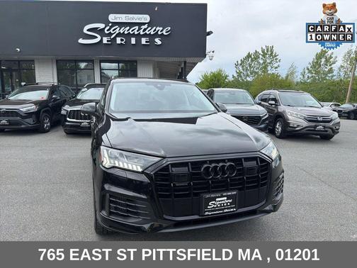 Mythos Black Metallic 2023 Audi Q7 55 Premium Plus