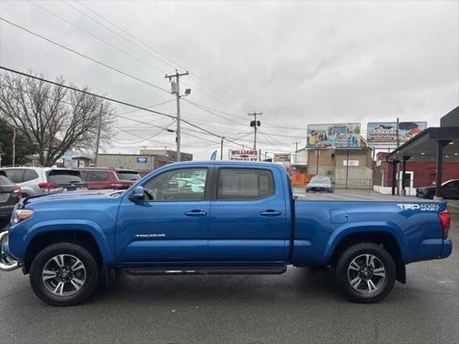 2017 Toyota Tacoma TRD Sport