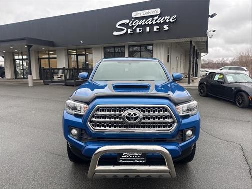2017 Toyota Tacoma TRD Sport