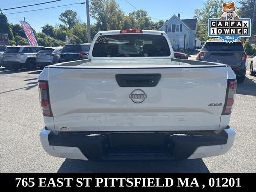 2025 Nissan Frontier SV