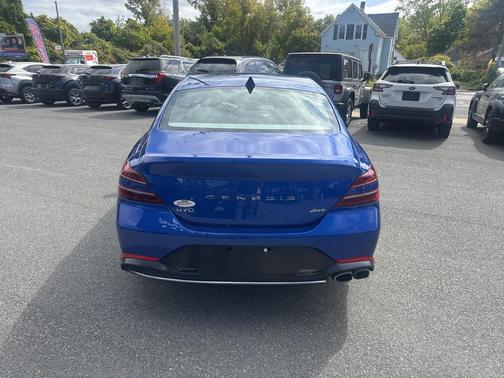 2022 Genesis G70 2.0T AWD