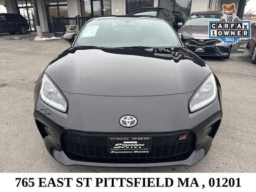 Raven 2023 Toyota GR86 Premium