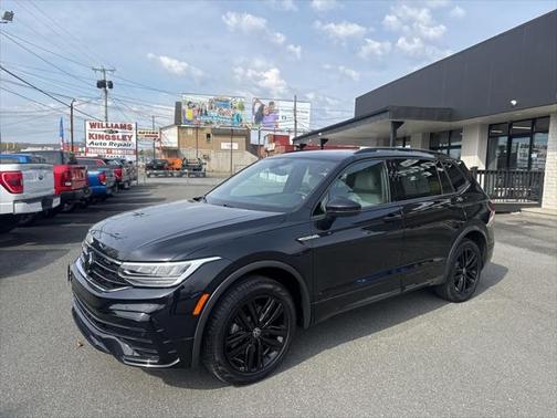 2022 Volkswagen Tiguan 2.0T SE R-Line Black 4MOTION