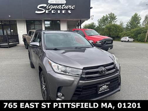 2018 Toyota Highlander SE
