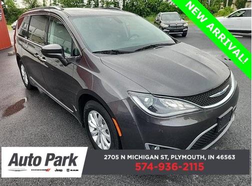 2018 Chrysler Pacifica Touring-L