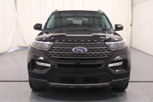 Black Metallic 2023 Ford Explorer XLT