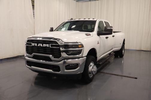 Bright White Clearcoat 2026 RAM 3500 Tradesman