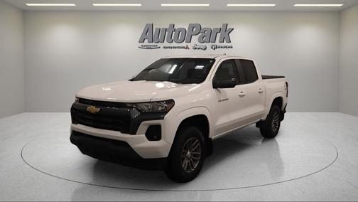 Summit White 2023 Chevrolet Colorado LT