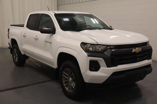 Summit White 2023 Chevrolet Colorado LT