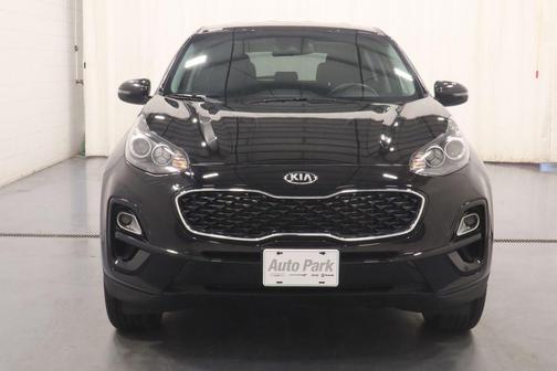 Black Cherry Pearl 2022 Kia Sportage LX