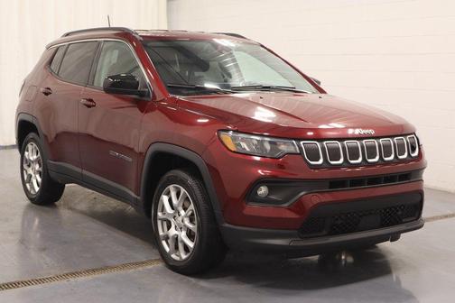 2022 Jeep Compass Latitude Lux