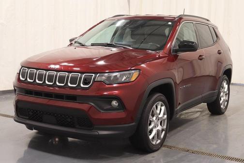 2022 Jeep Compass Latitude Lux