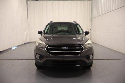 Magnetic 2018 Ford Escape SE