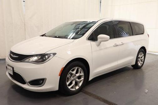 2018 Chrysler Pacifica Touring Plus