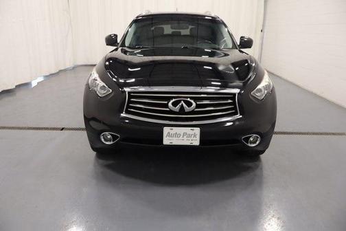 2014 INFINITI QX70 Base