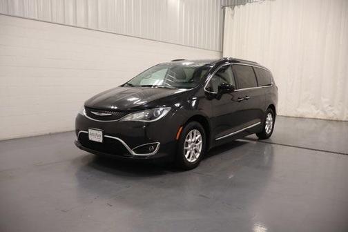 2020 Chrysler Pacifica Touring-L