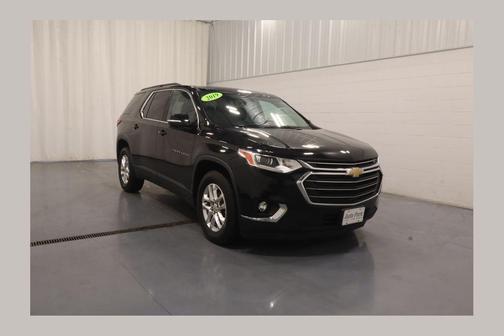 Mosaic Black Metallic 2019 Chevrolet Traverse LT Leather