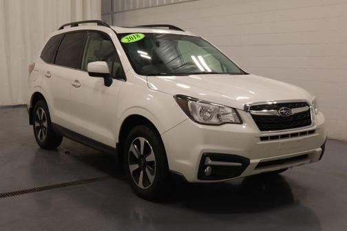 Crystal White Pearl 2018 Subaru Forester 2.5i Limited