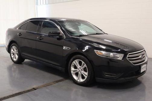 2016 Ford Taurus SEL