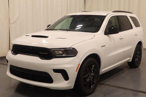 White Knuckle Clearcoat 2026 Dodge Durango GT HEMI V8