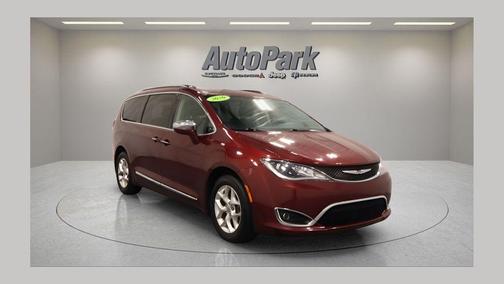 Velvet Red Pearlcoat 2020 Chrysler Pacifica Limited