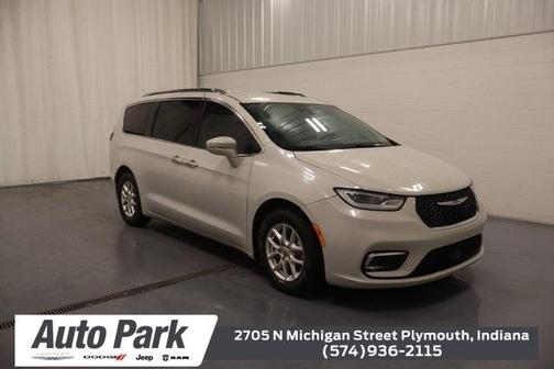 2021 Chrysler Pacifica Touring-L