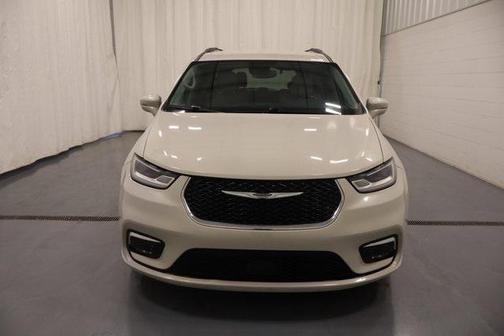 2021 Chrysler Pacifica Touring-L