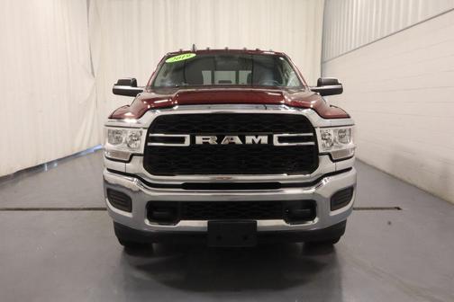 Delmonico Red Pearlcoat 2019 RAM 3500 Tradesman