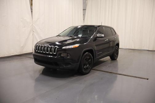 2016 Jeep Cherokee Sport