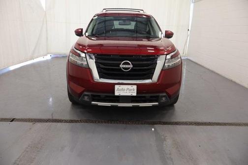 2022 Nissan Pathfinder Platinum